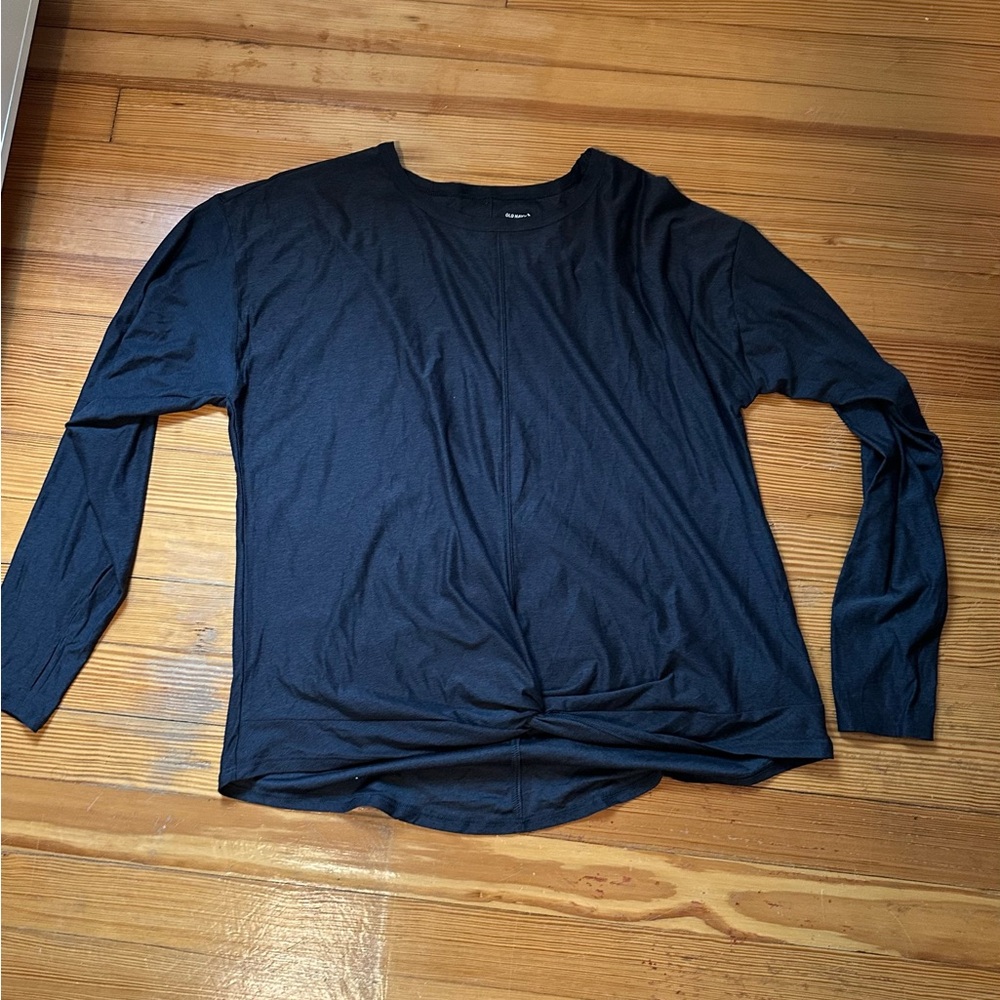 Old Navy Active Women’s Knot Front Tee